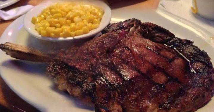 10 Restaurant Menu Items Former Employees Say They Rarely Order Anymore