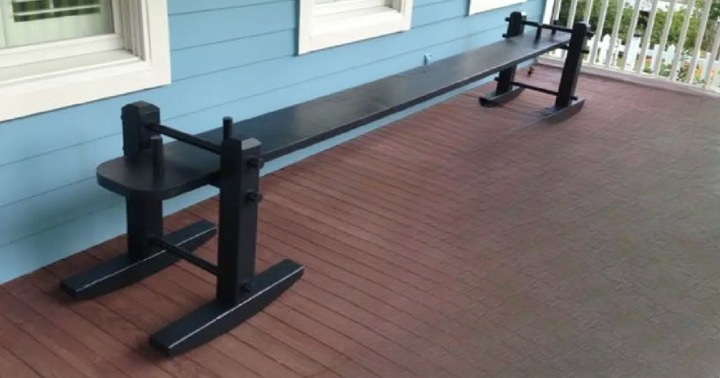 This Is Why Some Homes Have a “Joggling Board” on the Front Porch