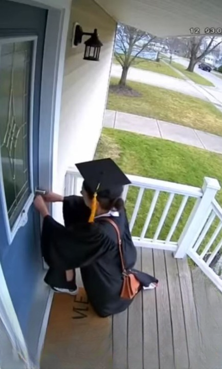 No One Showed Up to Celebrate My Graduation — Days Later My Mother Asked Me for $2,100, and It Changed Everything