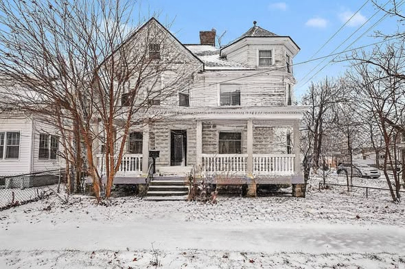 A Rare Historic Treasure in Bay City: The Late-19th Century Shipbuilder’s Home at 409 N Henry St, Michigan