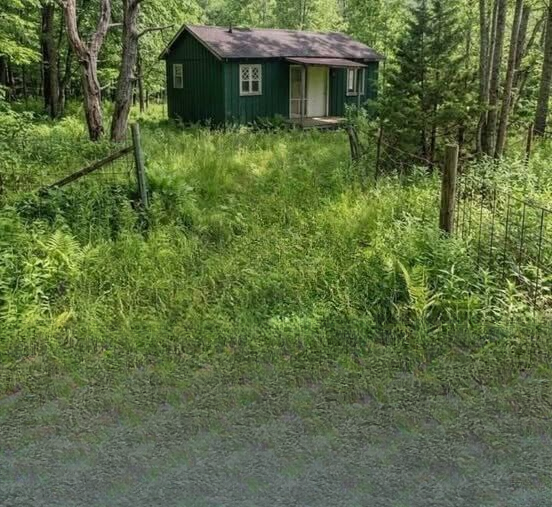 A Quiet Escape in Southeastern Ohio: The Slow Living Movement Behind Cabin Life and Off-Grid Dreams