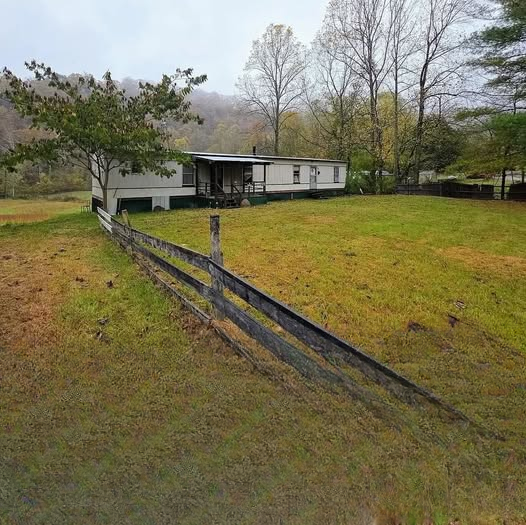 Riverfront Fixer-Upper on 1.7 Acres Along the Red Bird River – A Rare Opportunity with Endless Potential