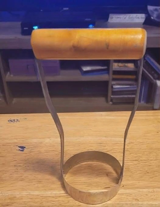 The Kwik-Kut Deluxe Food Chopper: A Forgotten Kitchen Tool That Changed Home Cooking Forever
