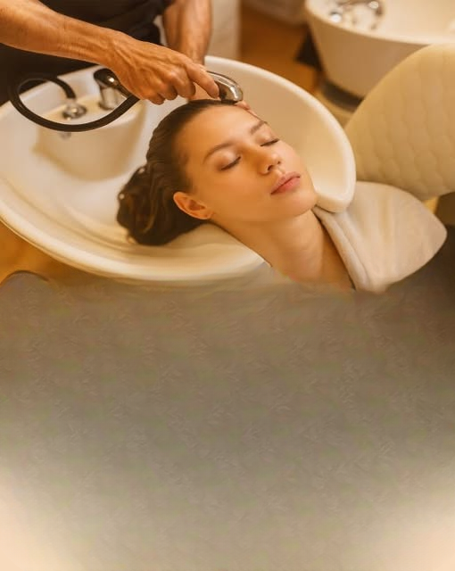 How Many Times a Week Should You Wash Your Hair? A Complete Guide