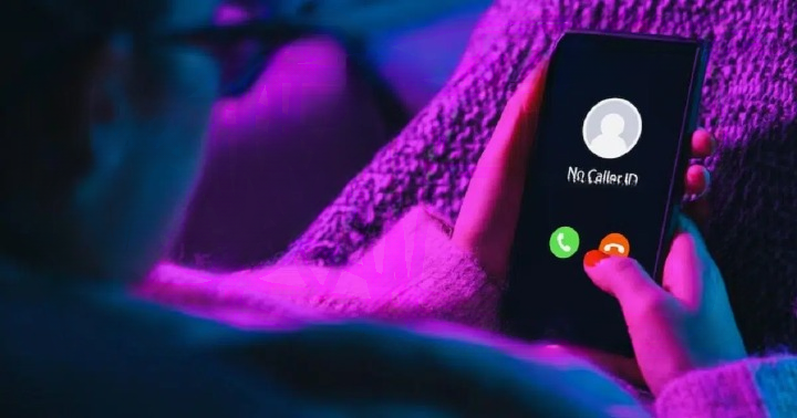 The One-Ring Phone Call at Night That You Should Never Call Back
