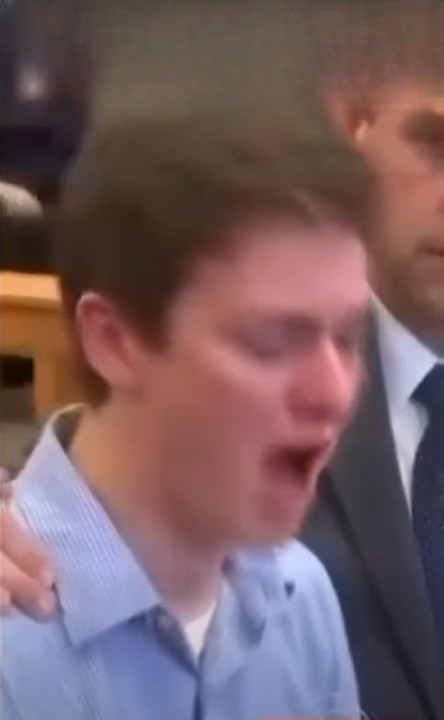 Teen Sentenced to 452 Years Sparks National Debate on Justice, Youth, and Life-Changing Decisions