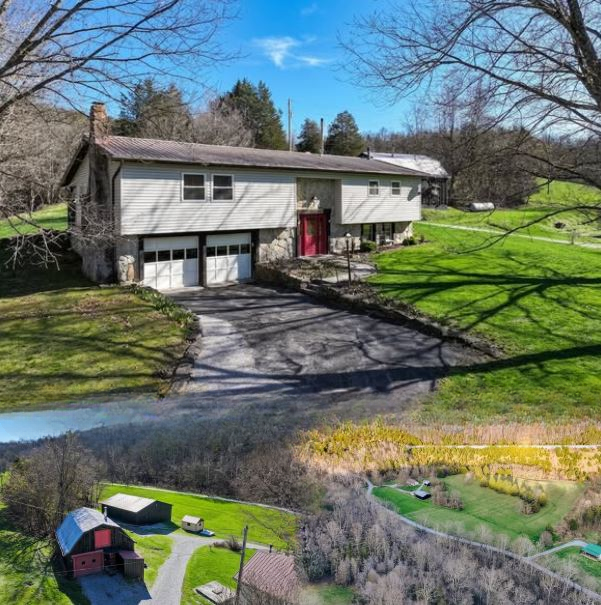 A Rare Opportunity on 10 Acres: Turning Space, Potential, and Vision Into Something More