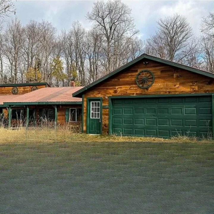 Quiet Country Ranch Home Surrounded by Nature in Rural New York