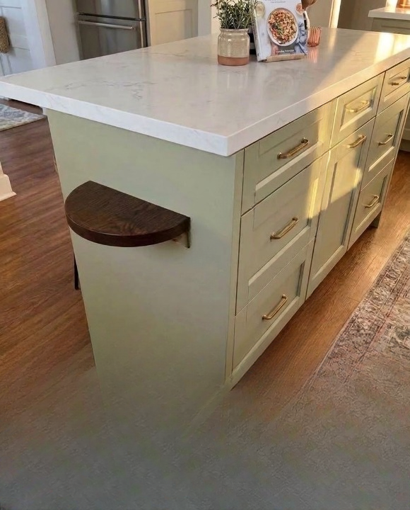 What Is a Kitchen Island Shelf Used For? Practical Uses You May Not Have Considered